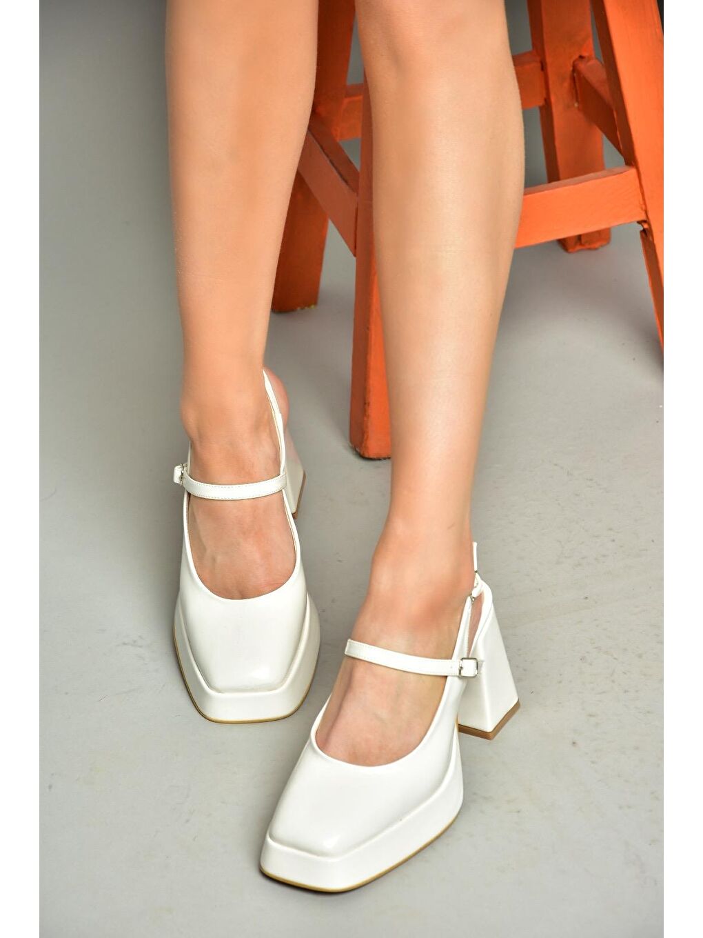 S2820309 Beyaz Kadın Topuklu Ayakkabı-3