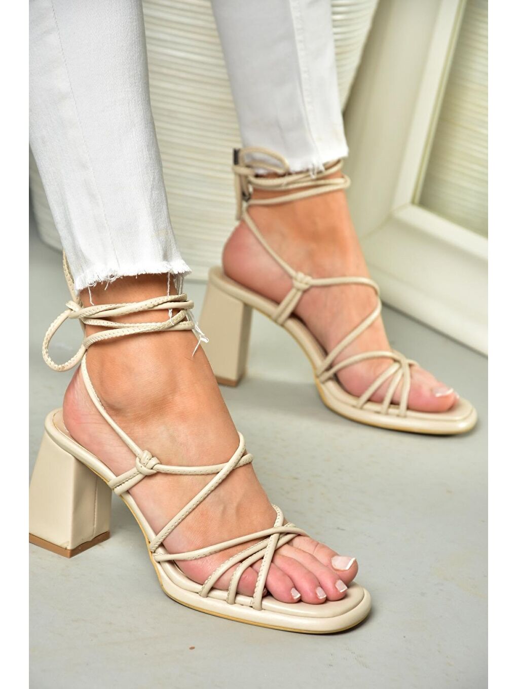 S2824705 Bej Kadın Topuklu Ayakkabı