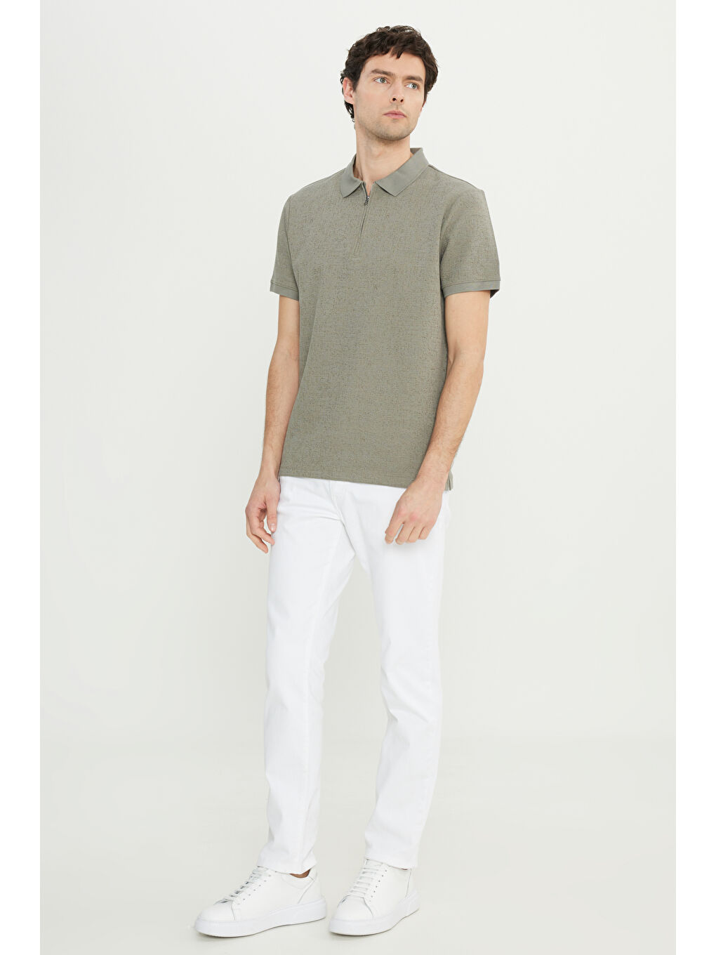 Erkek Haki Pamuklu Slim Fit Dar Kesim Fermuarlı Yaka Jakarlı Esnek Tişört-1