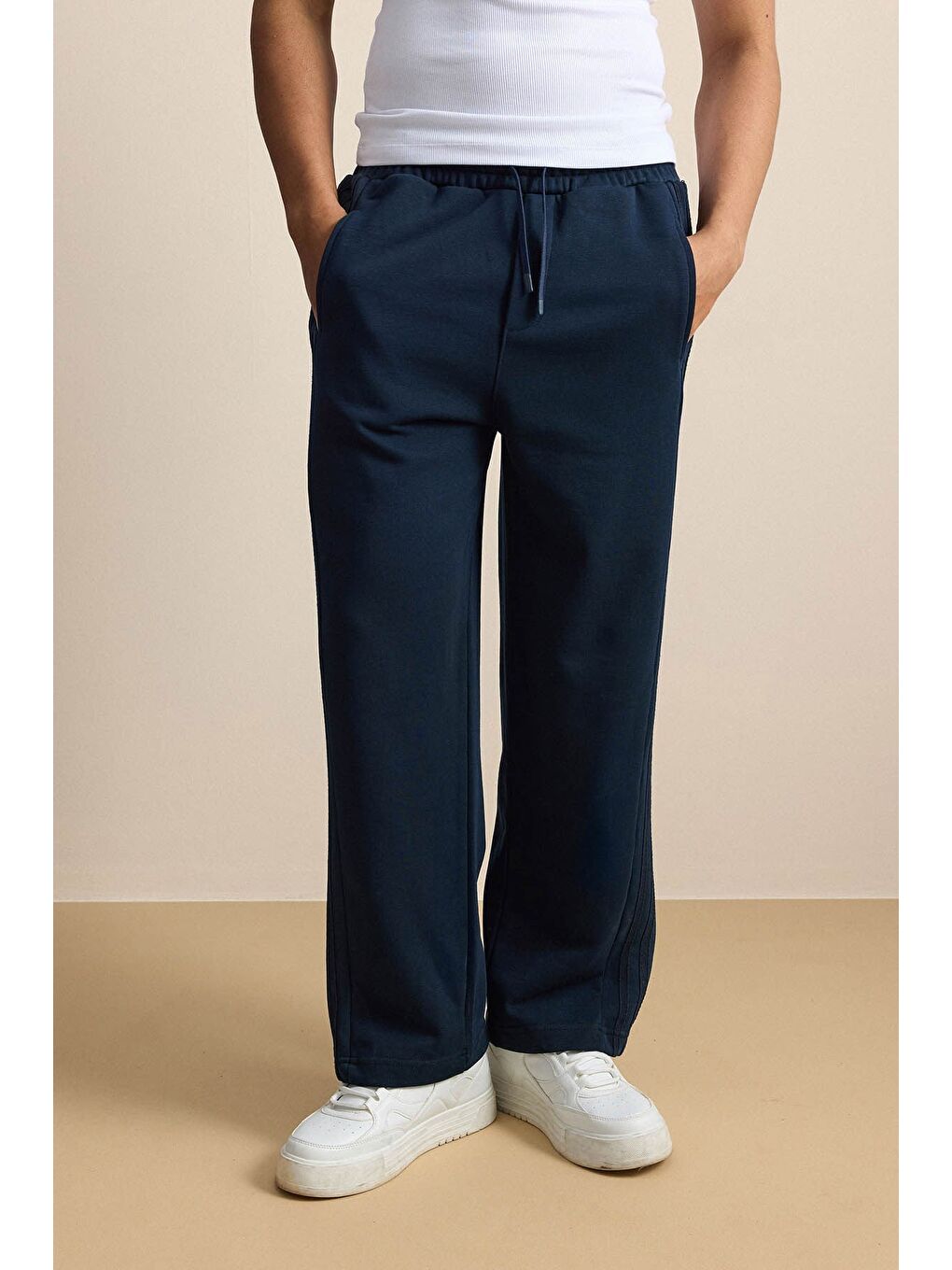 Erkek Baggy Fit Yan Şerit Fitilli Eşofman Altı Lacivert-2