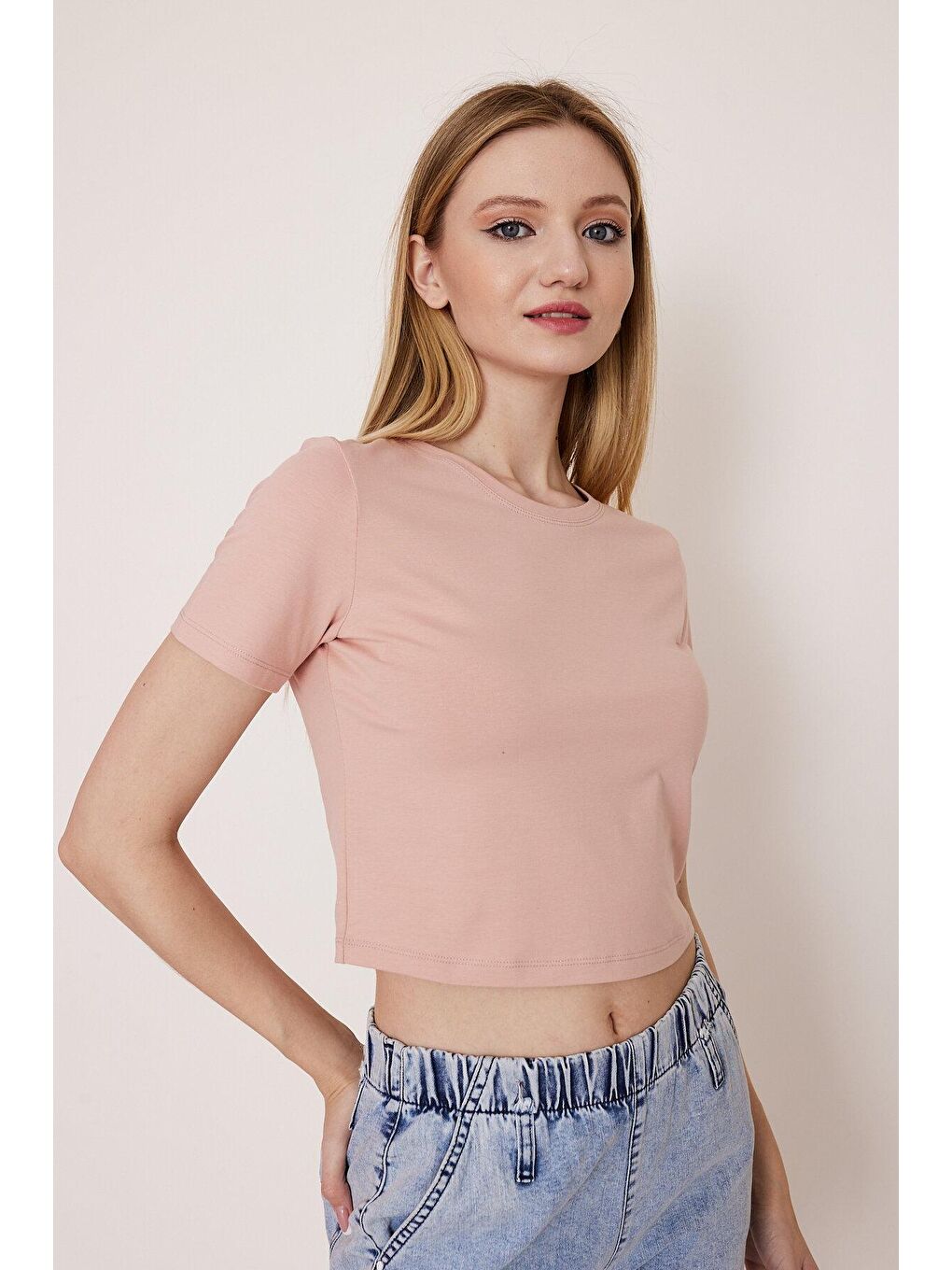 Charamela Pembe Basic Pembe Crop Tshirt - 1