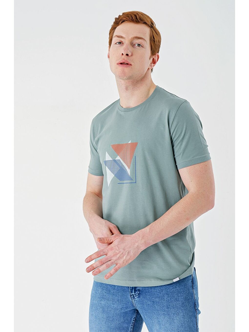 Koyu Yeşil Baskılı Bez Ayağı Bisiklet Yaka %100 Pamuk Casual Slim Fit Dar Kesim Tişört 1011240168