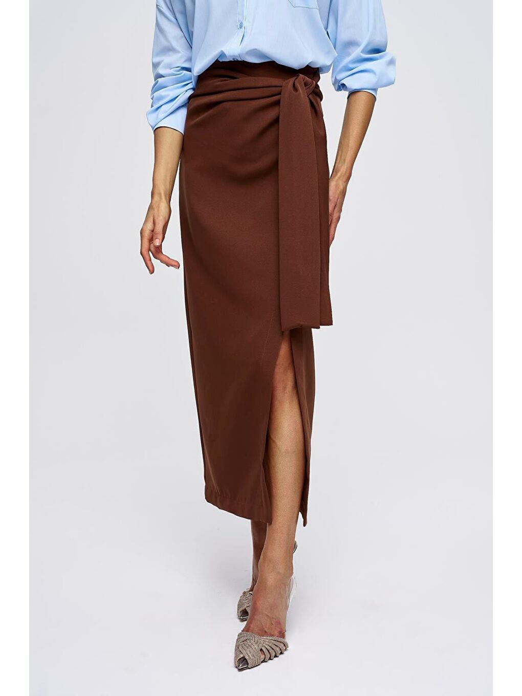 Bağlama Detaylı Yırtmaçlı Kahverengi Uzun Etek-2