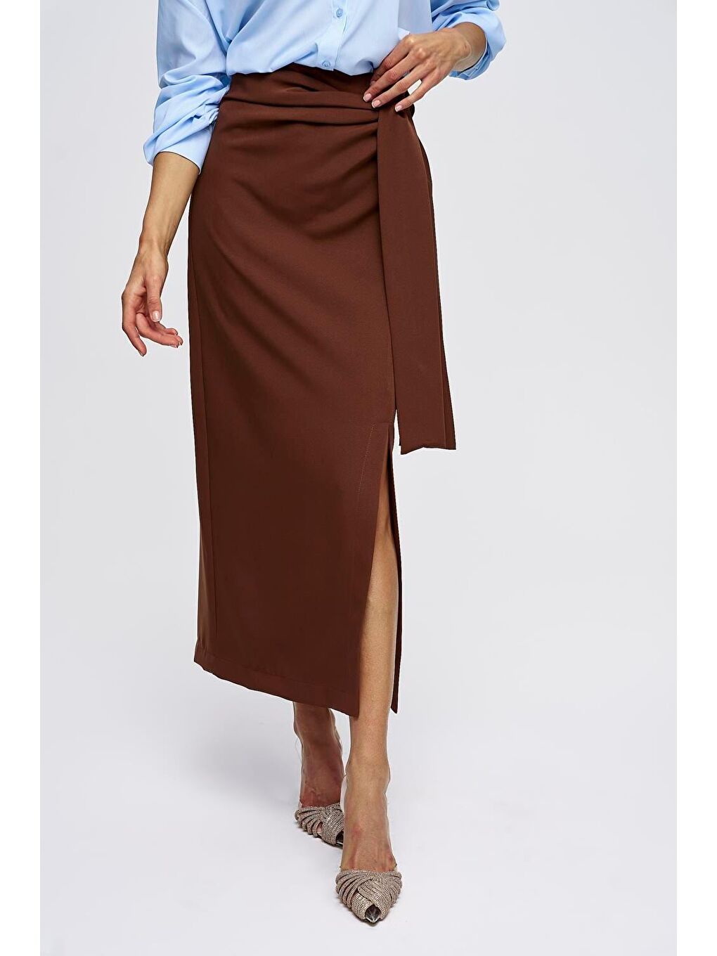 Bağlama Detaylı Yırtmaçlı Kahverengi Uzun Etek-3