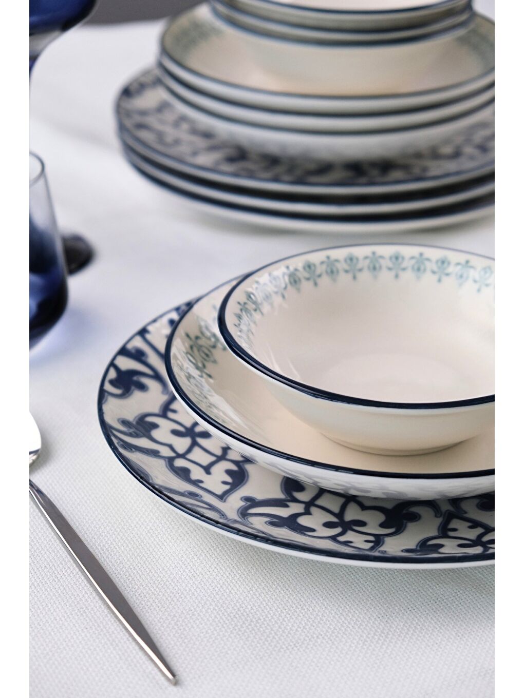 Beyaz Porselen Mia Yemek Takımı 4 Kişilik 12 Parça TVL12YKPRS1219-3