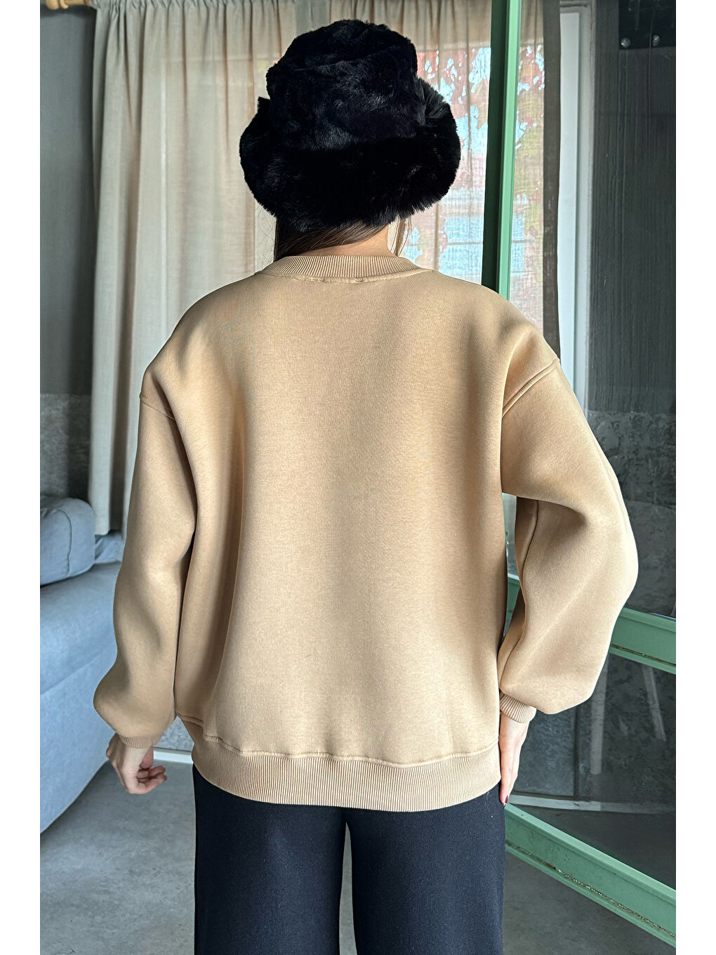 GÜLSELİ Ekru Gül Detaylı Şardonlu Sweatshirt - 3