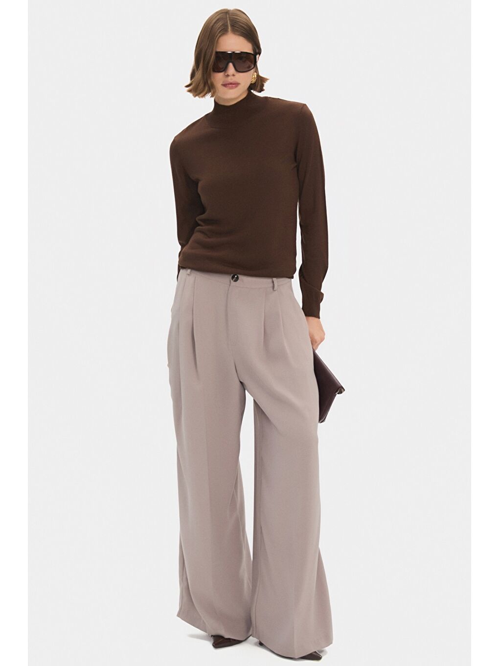 Kahverengi Yarım Balıkçı Yaka Kadın Triko Kazak