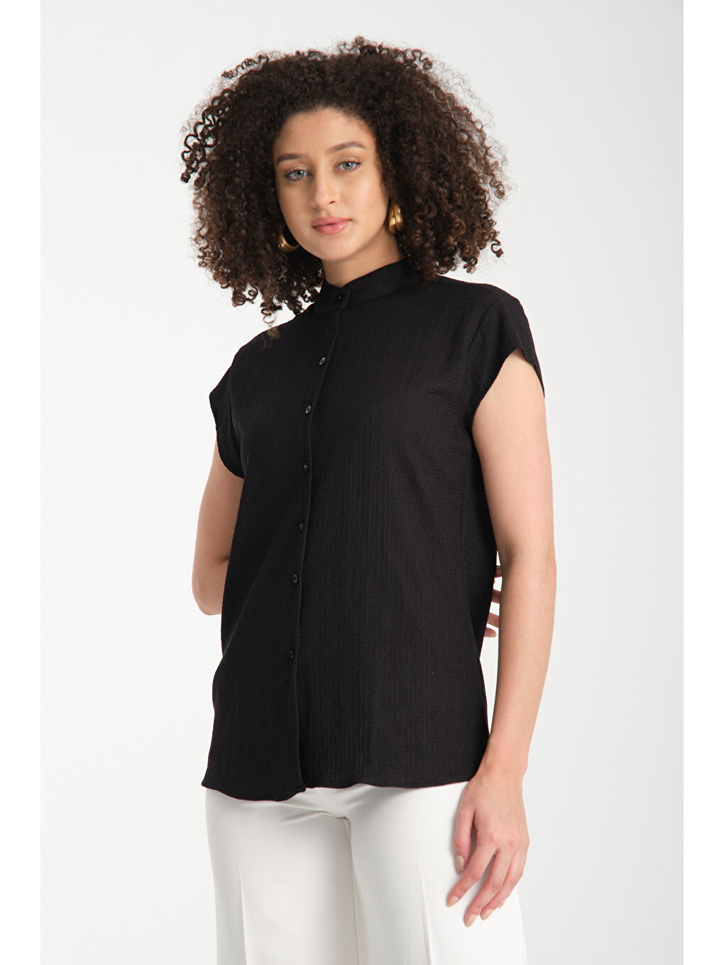 Siyah Kadın Sıfır Kol Gömlek 3711-4