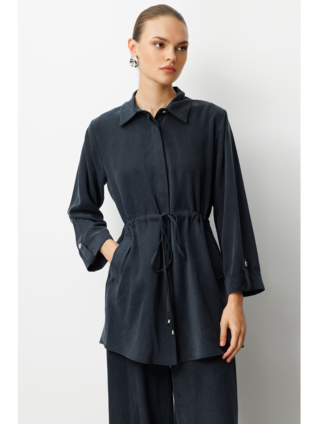 Beli Büzgülü Siyah Cupro Tunik-2