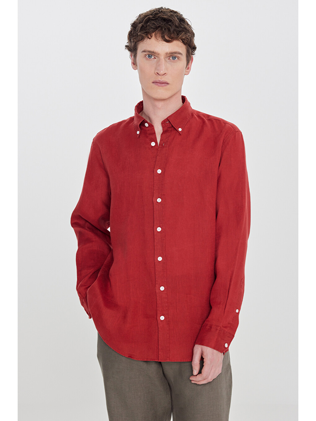 Erkek Bordo %100 Keten Comfort Fit Rahat Kesim Düğmeli Yaka Gömlek-2