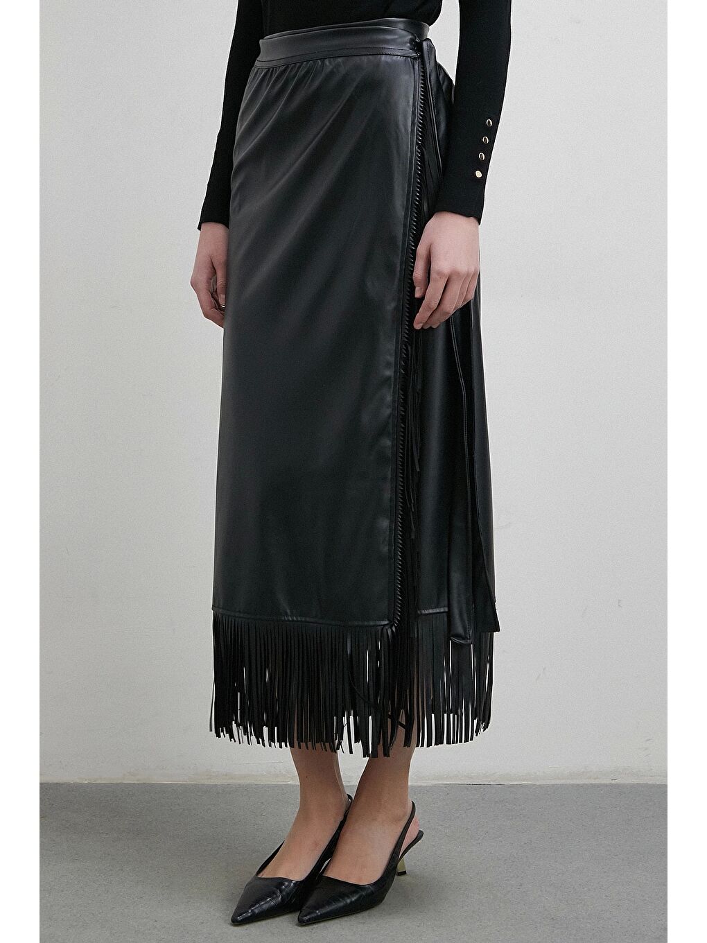 Bağlamalı Püsküllü Deri Etek Siyah-4