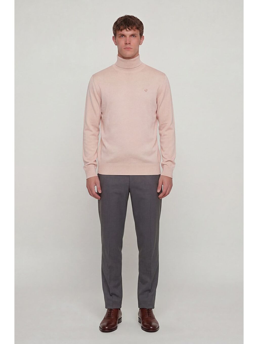 Pembe Giotelli Erkek Pudra Dar Kesim Slim Fit Yünlü Düz Balıkçı Yaka Triko Kazak-1