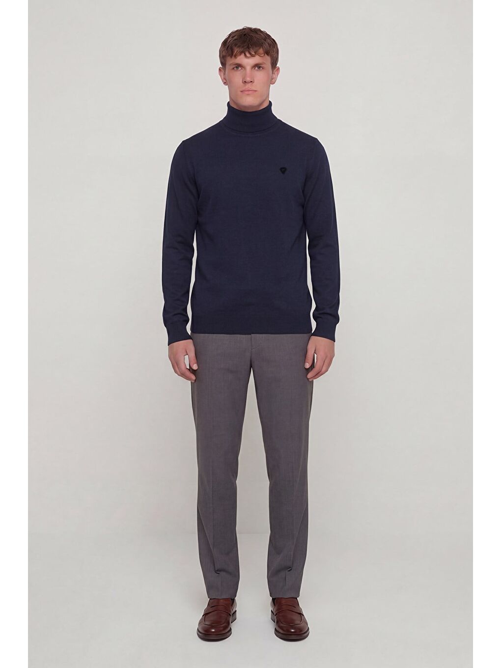 Giotelli Erkek Lacivert Dar Kesim Slim Fit Yünlü Düz Balıkçı Yaka Triko Kazak-1