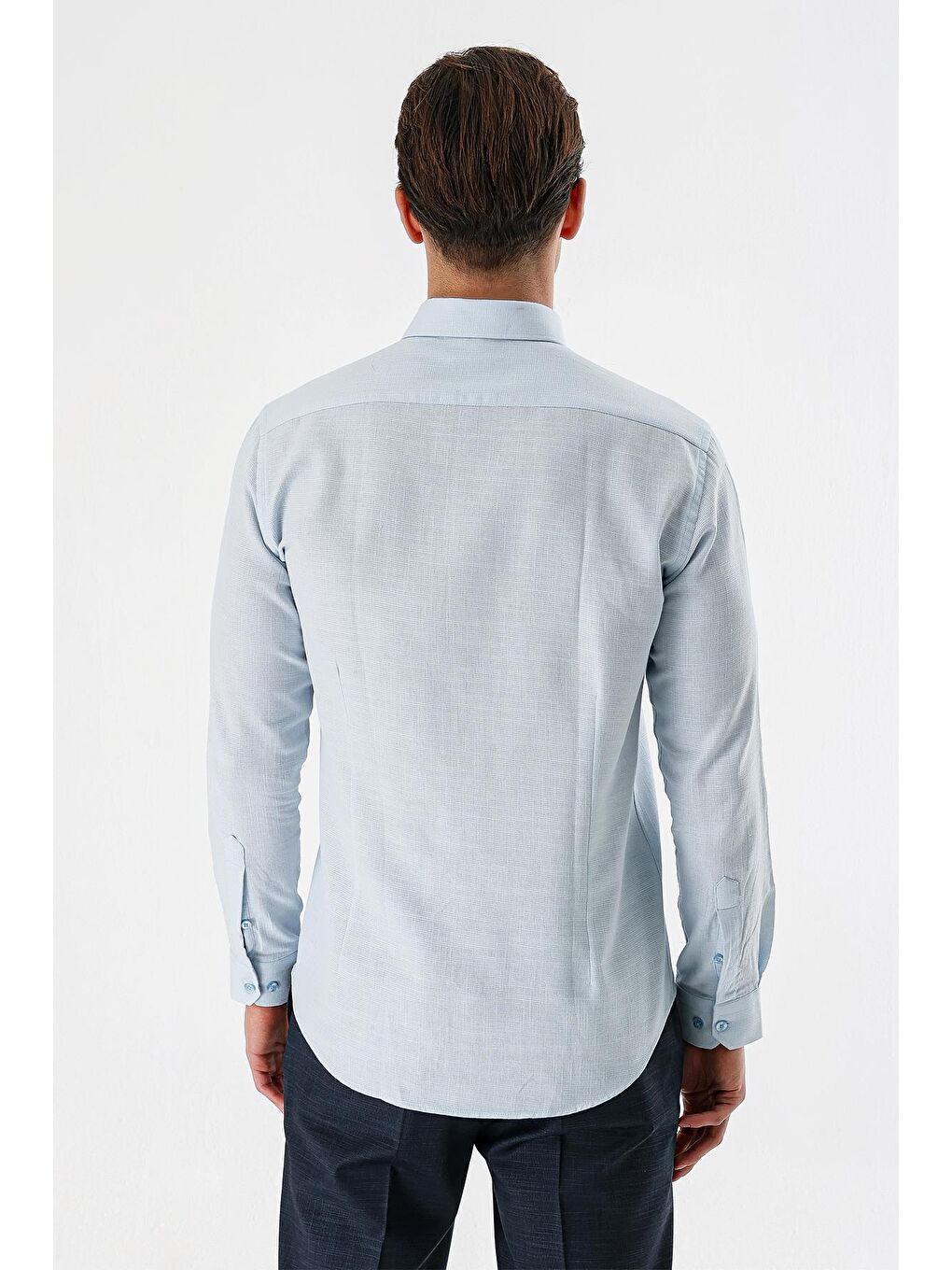 Koyu Mavi Uzun Kollu Desenli Armürlü Düğmeli Yaka Cepsiz %100 Pamuk Slim Fit Gömlek 1004240175-5