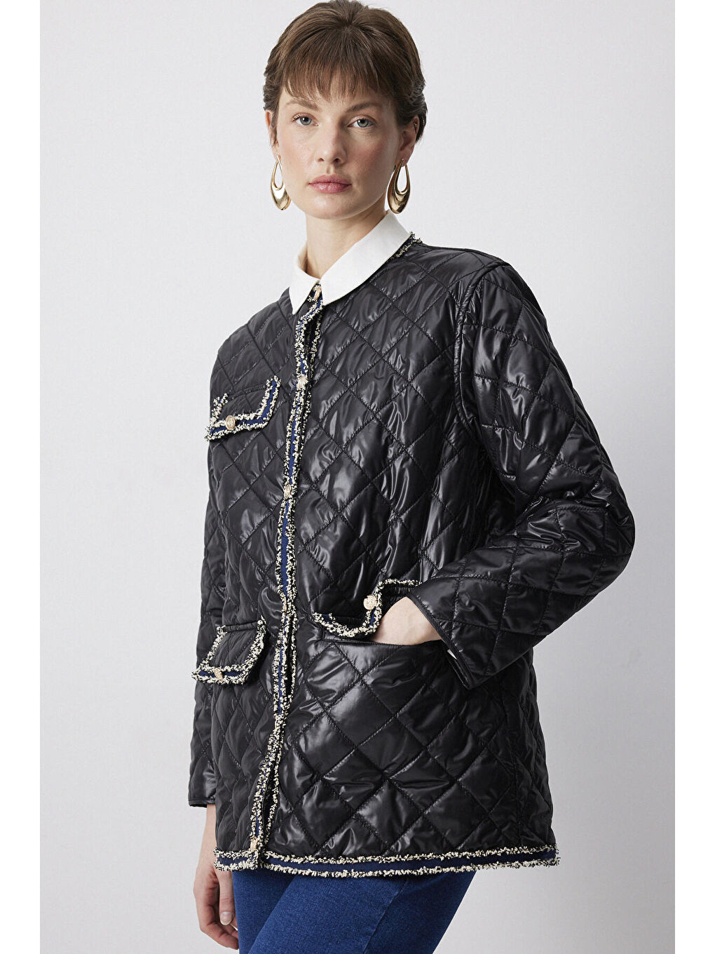 Siyah Şerit Detaylı Kapitone Ceket-2