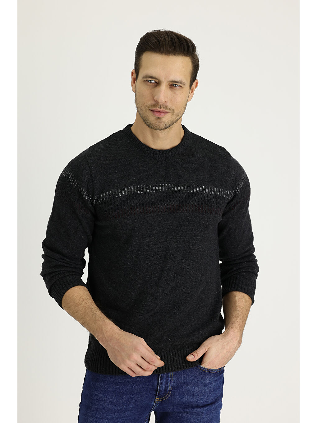 Antrasit Bisiklet Yaka Regular Fit Yünlü Desenli Triko Kazak-1