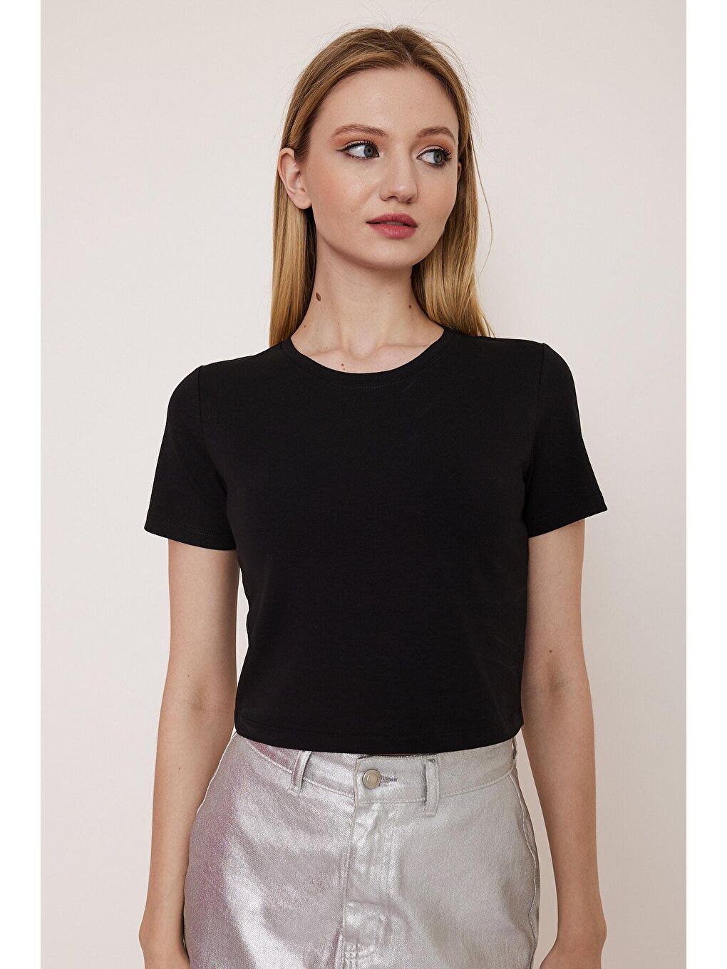 Charamela Siyah Basic Siyah Crop Tshirt - 3