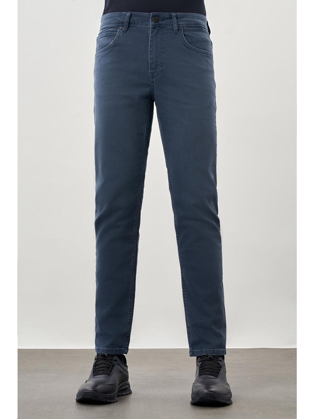 İndigo Mavi Düz Gabardin Pamuklu 5 Cep Slim Fit Casual Denim Jean Pantolon 1023245158