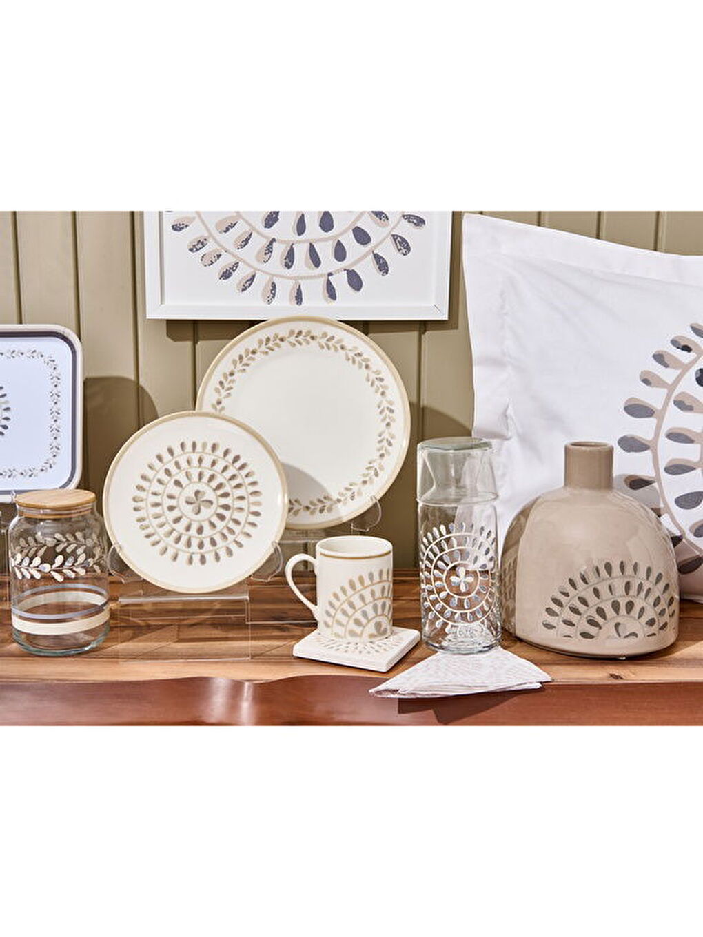 Karışık Kitchen Butas Başucu Sürahisi - Renkli - 700 ml-4