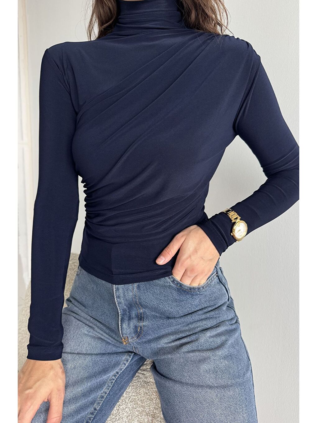 Lacivert Omuz Ve Bel Drapeli Uzun Kol Bluz-2