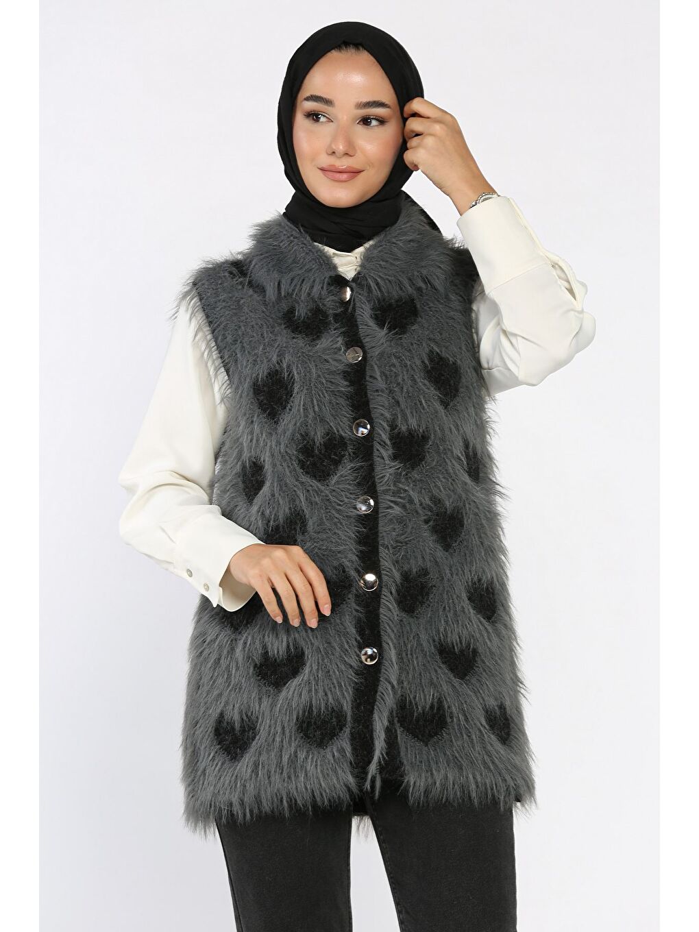 Gri Kadın Kalpli Sakallı Triko Yelek (s-m-l Uyumludur)-1