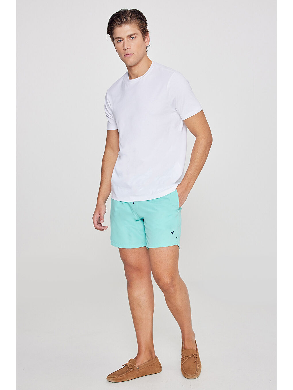 Yeşil Erkek Mint Standart Fit Normal Kesim Cepli Hızlı Kuruyan Desenli Deniz Şortu-3