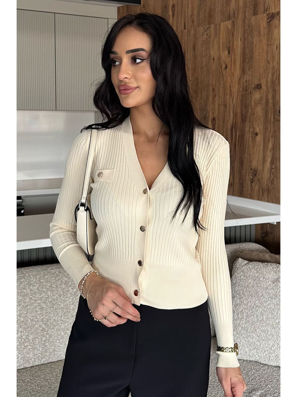 Ekru Kadın Kendinden Çizgi Desenli Gold Düğme Detaylı Triko Hırka (s-m-l Beden Uyumludur.)-1