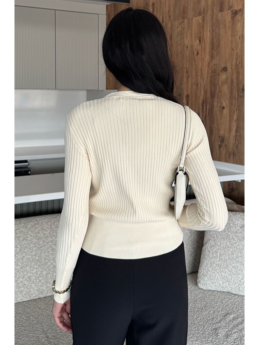 Ekru Kadın Kendinden Çizgi Desenli Gold Düğme Detaylı Triko Hırka (s-m-l Beden Uyumludur.)-3