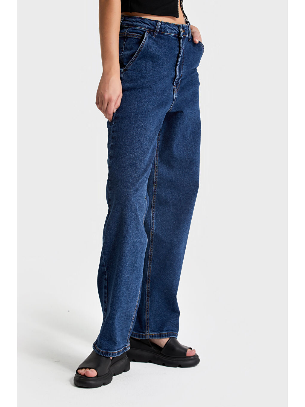 Kadın Koyu Mavi Renk 1W4 5 Skater Fit Elastanlı Kumaş Bol Kesim Denim Jean
