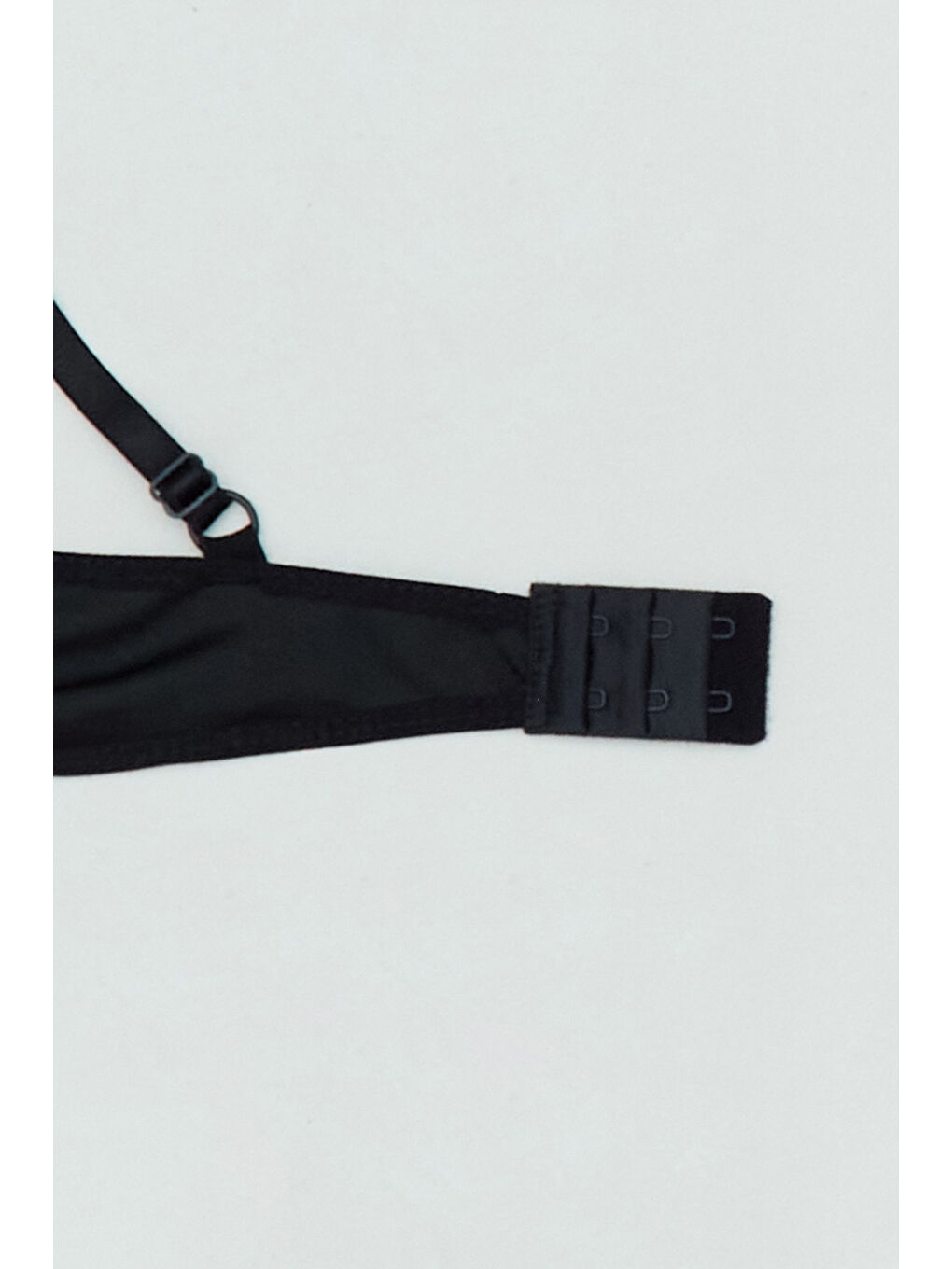 Siyah Desteksiz Çapraz Sütyen-1