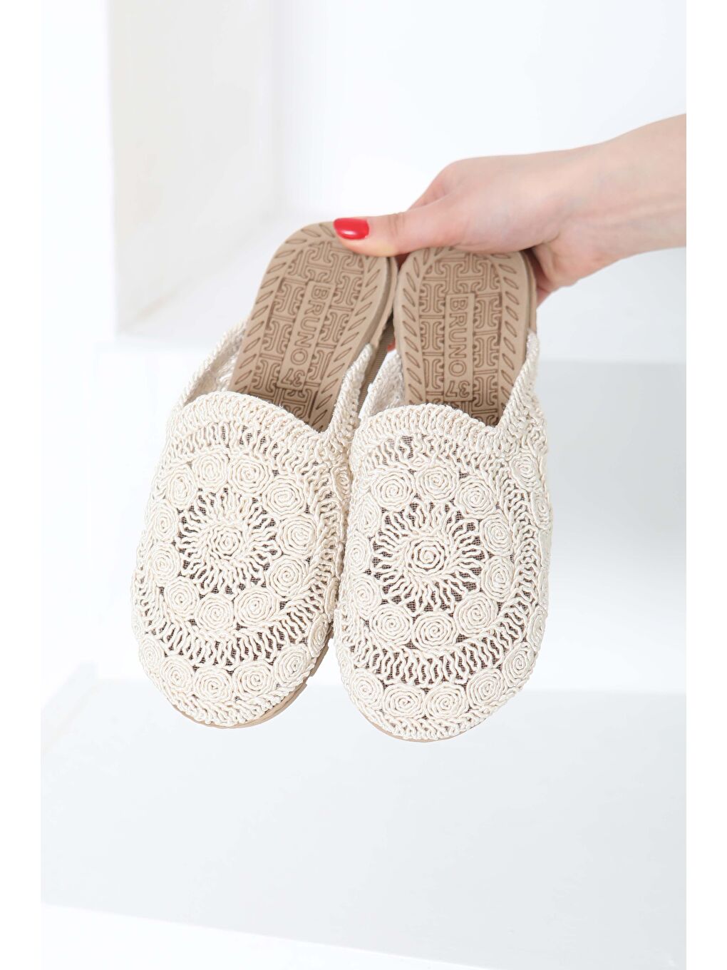 Ekru Kadın Krem Nakış Hasırlı Terlik - 27158-4