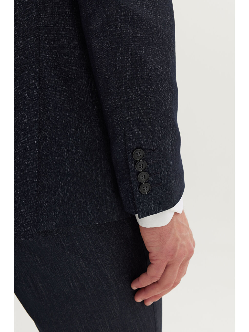 Erkek Lacivert Slim Fit Dar Kesim Kırlangıç Yaka Desenli Torba Cepli Takım Elbise-7