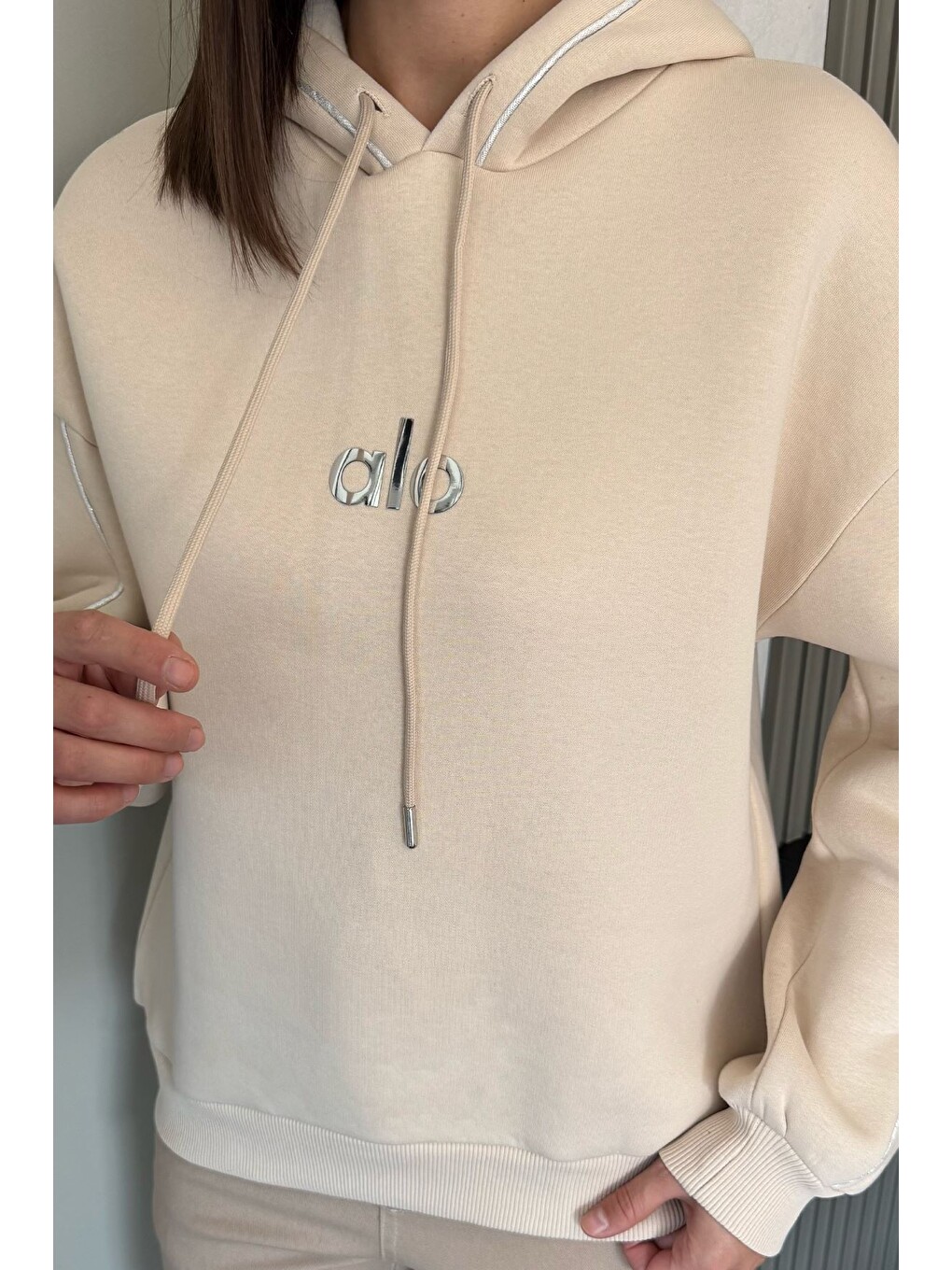 Bej Kadın Kapüşonlu Baskılı Şardonlu Sweatshirt-1