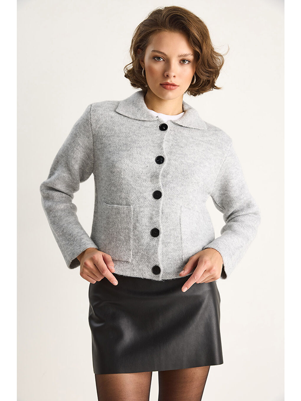 Gri Kadın Cepli Hırka-4