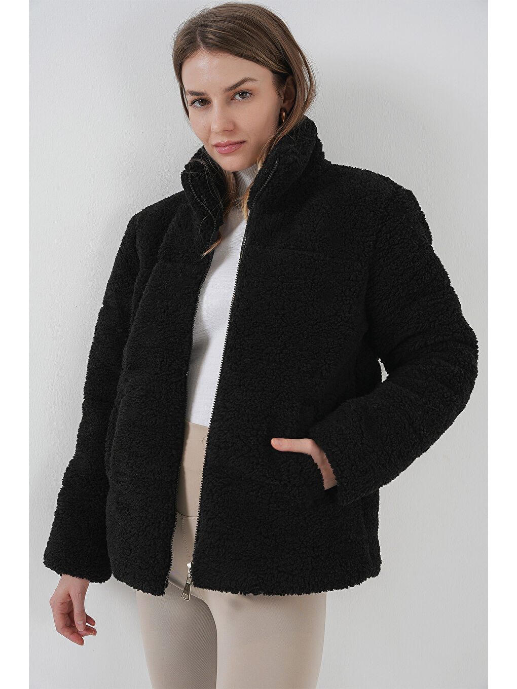 5178 Astarlı Pelüş Mont   Siyah-2