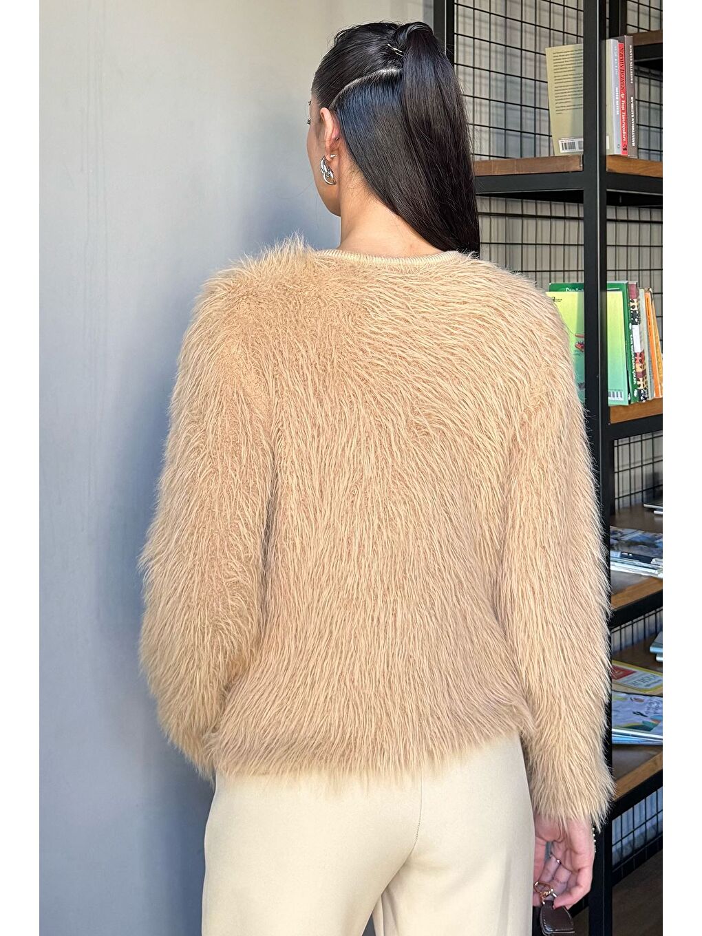 Ekru Kadın Çift Cepli Gold Düğme Detaylı Sakallı Yumoş Triko Hırka (s-m-l-xl Beden Uyumludur.)-3