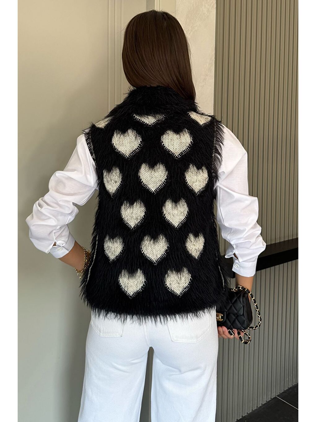 Siyah Sakallı Kalpli Kadın Triko Yelek (s-m-l Uyumludur)-3