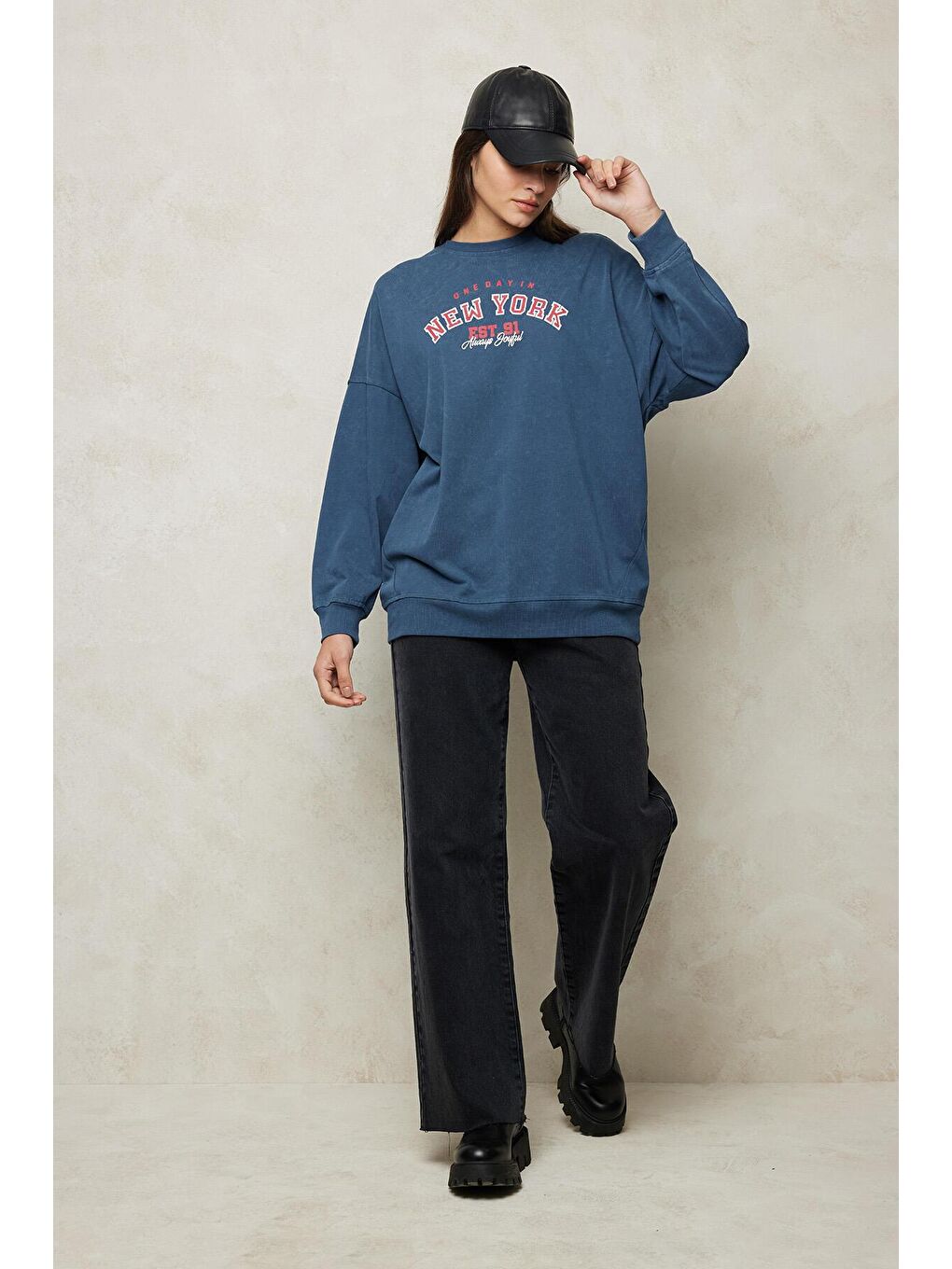 Soluk Efektli Baskılı Sweatshırt Lacivert-2