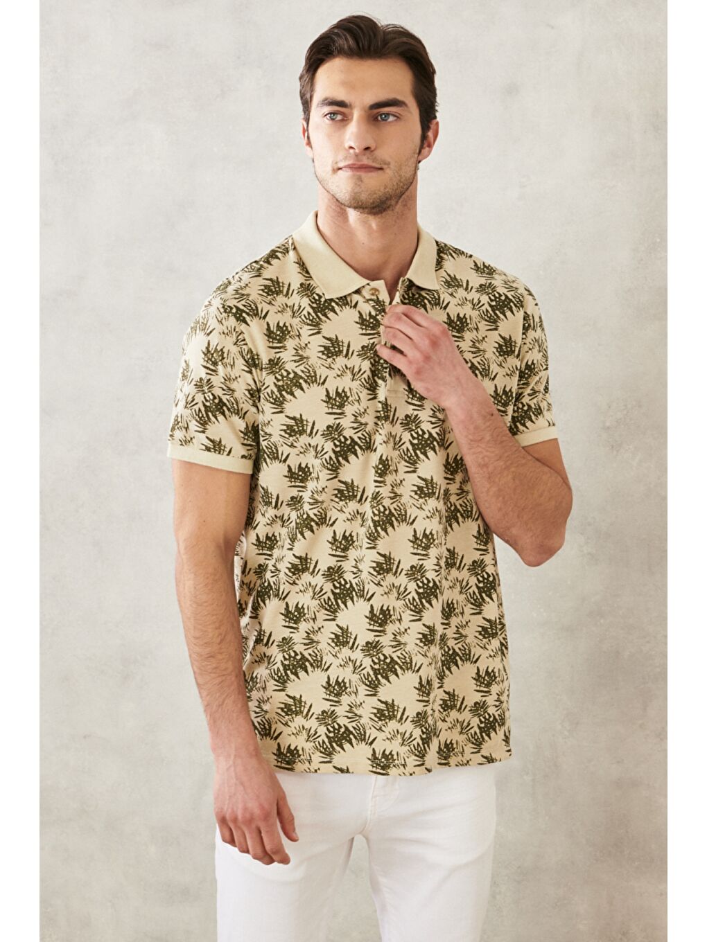 Erkek Bej-Haki Slim Fit Dar Kesim Desenli Polo Yaka Tişört-2