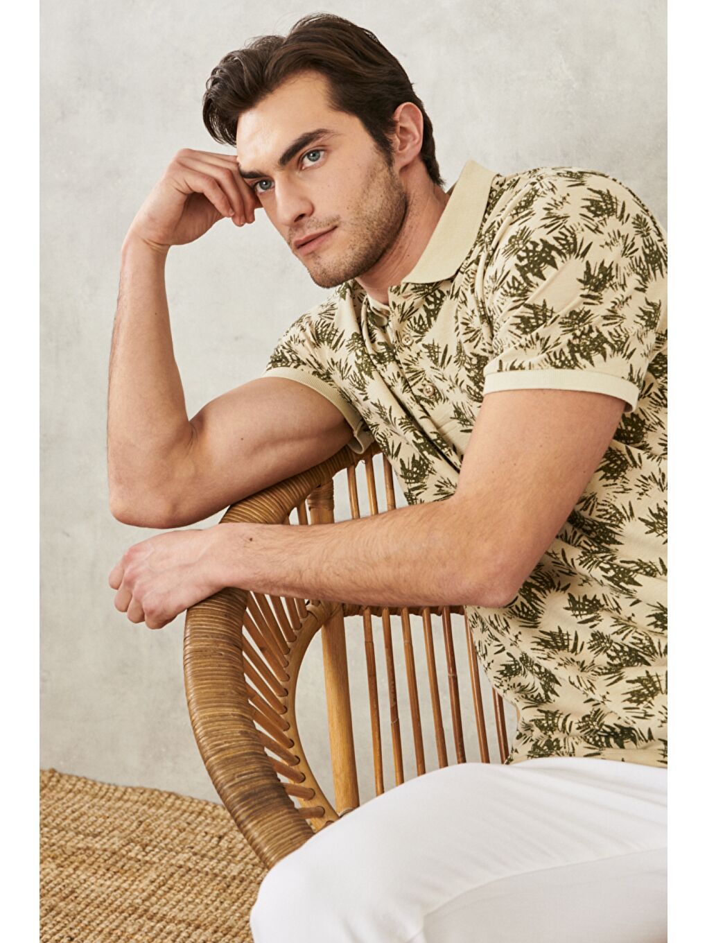 Erkek Bej-Haki Slim Fit Dar Kesim Desenli Polo Yaka Tişört-3