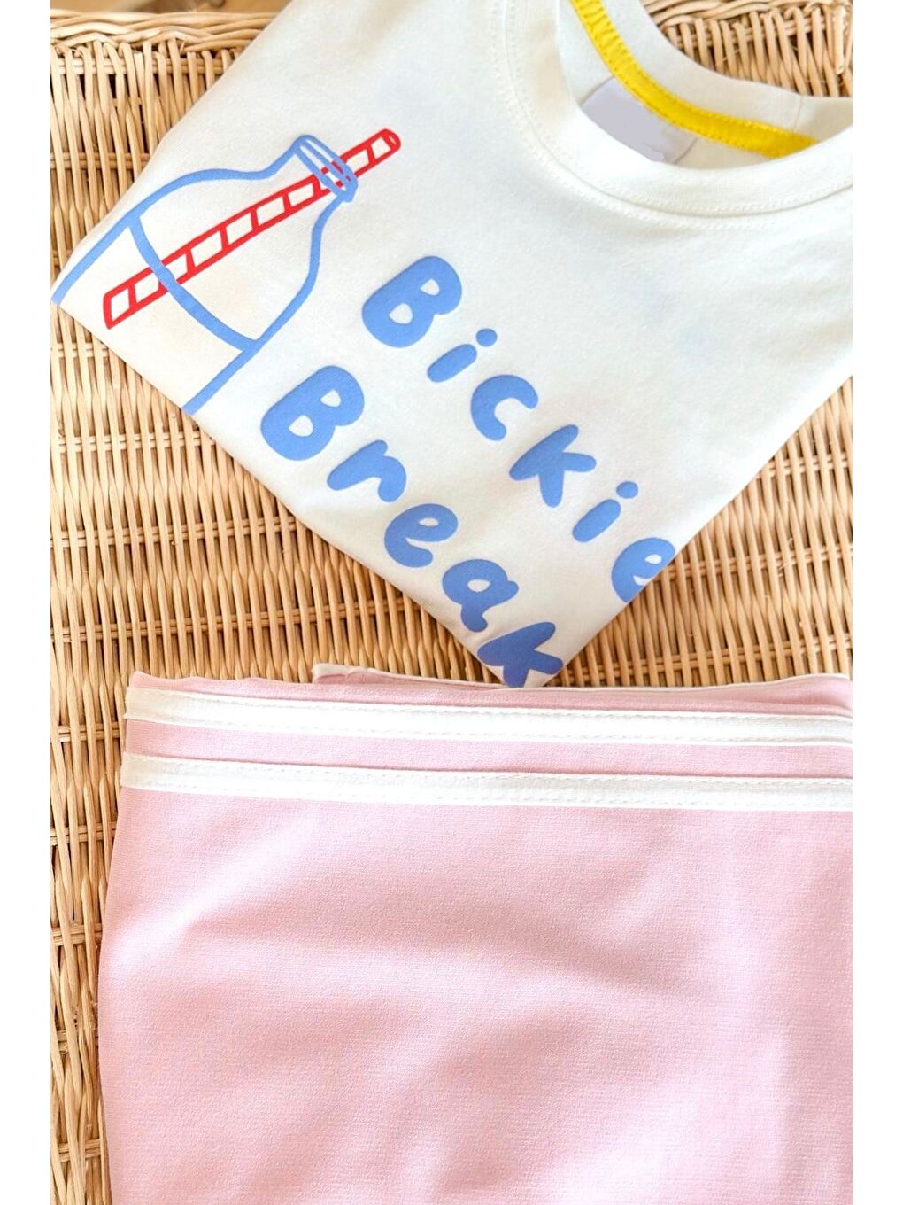 Kız Çocuk Pamuklu Ekru Baskılı T-Shirt Ve Pembe Eşofman Alt Üst Takım-3