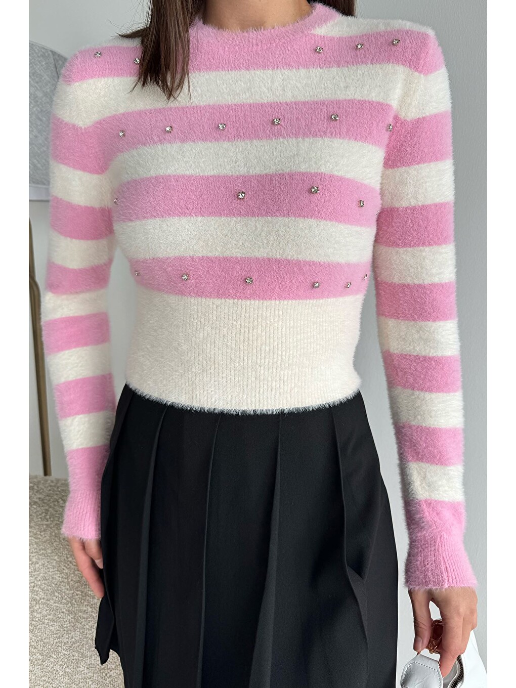 Pembe Kadın Taş Detaylı Crop Top Bluz-2