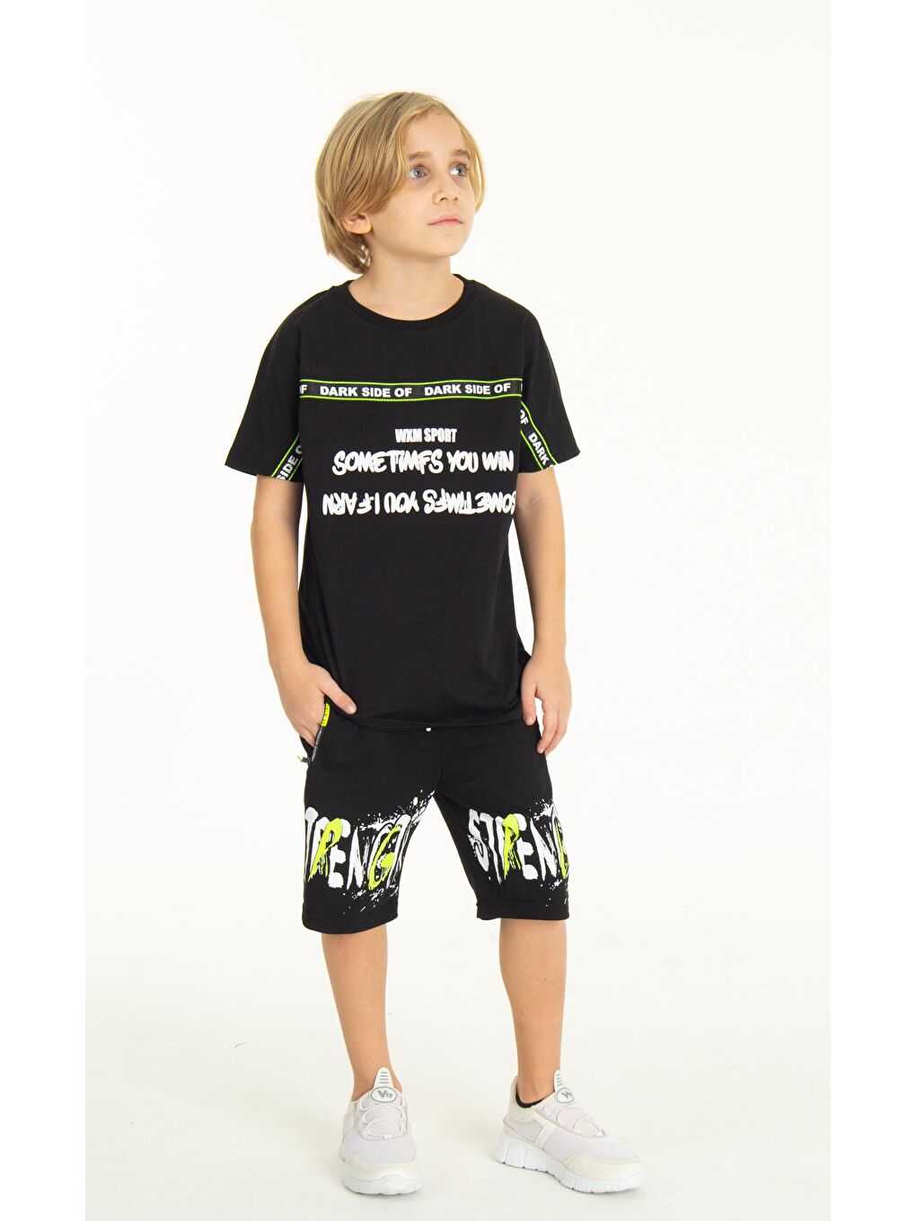 Siyah Erkek Çocuk Baskılı Şortlu Takım 9-14 Yaş 14012