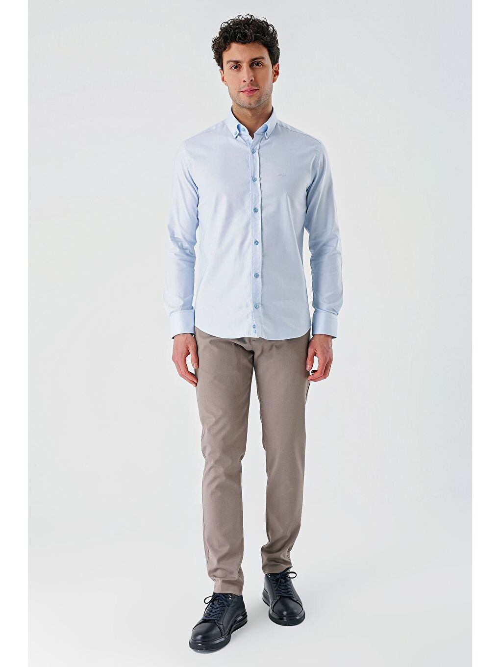 Koyu Mavi Uzun Kollu Oxford Cepsiz %100 Pamuk Klasik Slim Fit Dar Kesim Gömlek 1004240188-3