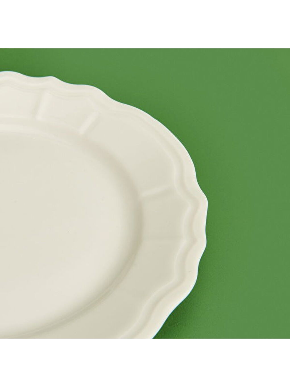 Ekru Tiffany Tatlı Tabağı - Krem - 19 cm-1