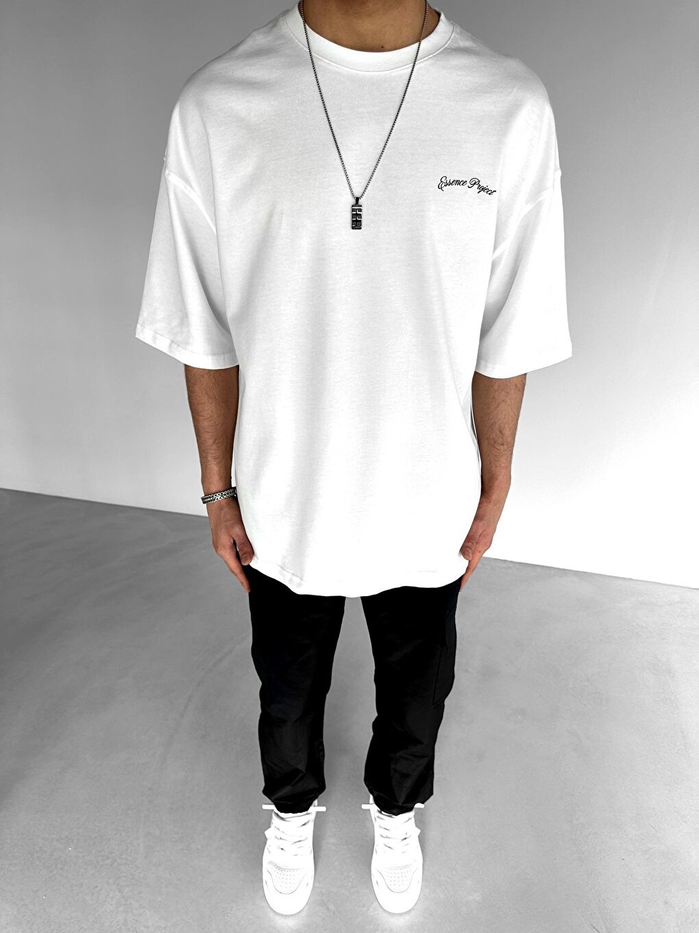 Erkek Oversize Bisiklet Yaka Tişört Beyaz