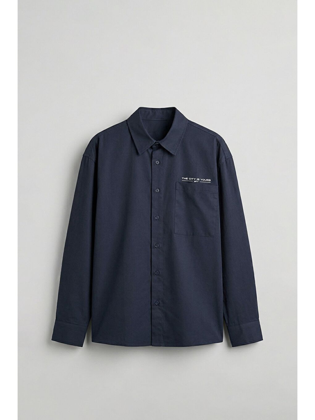 Erkek Oversize Yazı Baskılı Uzun Kollu Cepli Gömlek Lacivert