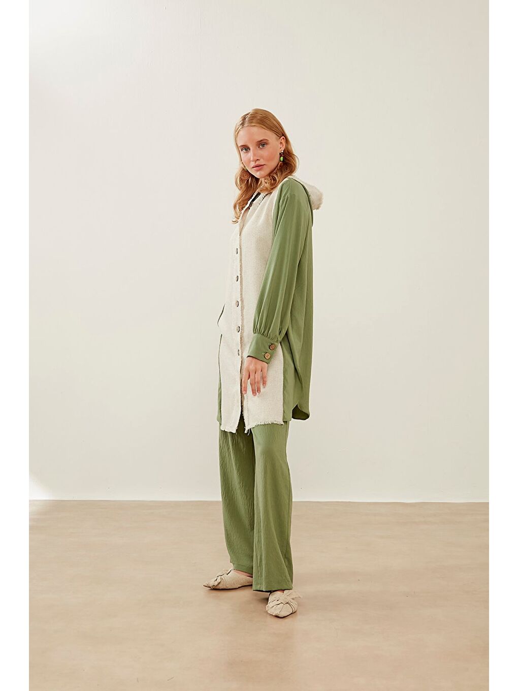 Bel Lastikli Bol Paça Yeşil Pantolon