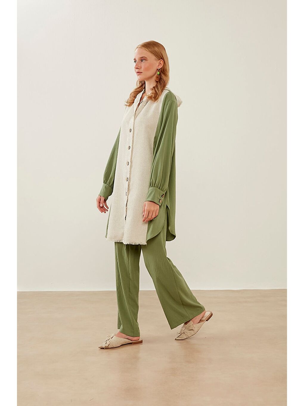 Bel Lastikli Bol Paça Yeşil Pantolon-3