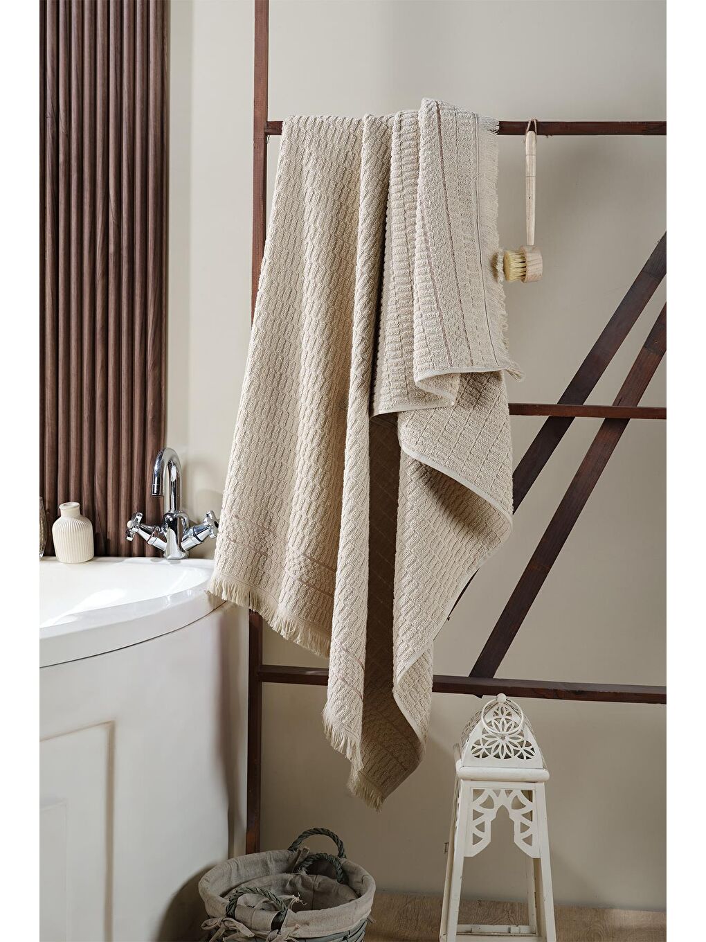 Zeynep Tekstil Bej Daphne Banyo Havlusu 90x150 Cm %100 Pamuk Battal Boy - 1